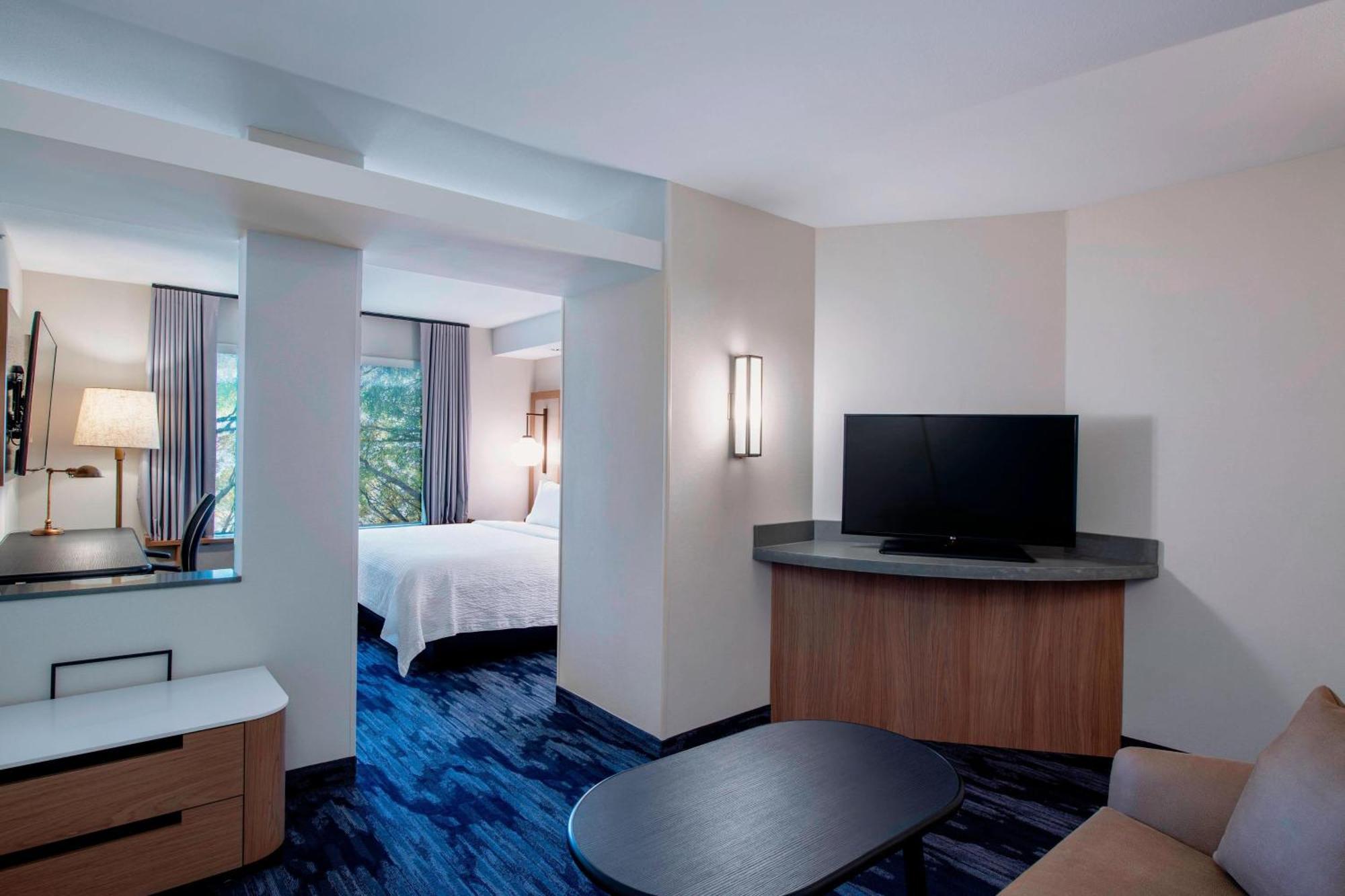 Fairfield Inn & Suites By Marriott Kelowna Zewnętrze zdjęcie